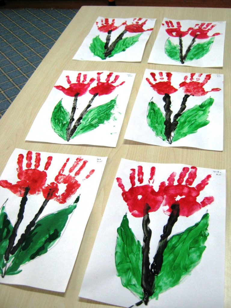 Handprint flower craft idea for kids | Crafts and Worksheets for ...